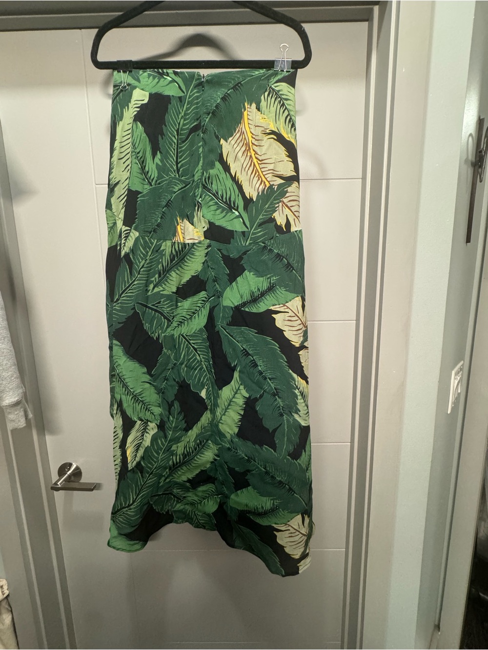 Beach Riot Green High-Low Skirt - Picture 3 of 7
